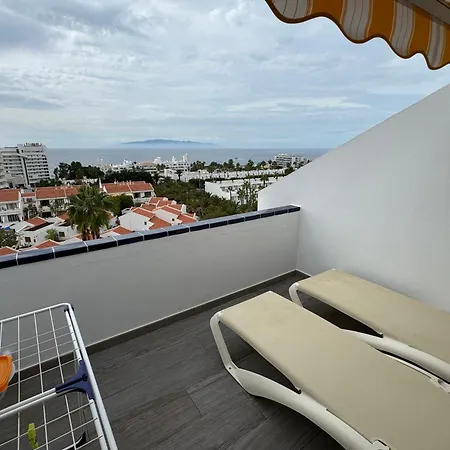 Casa Molly At Garden Appartamento